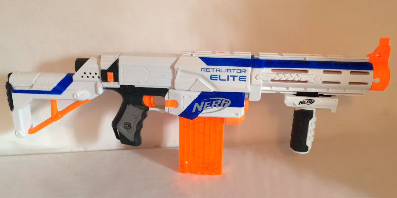 Review of Nerf 98696 N-Strike Elite Retaliator Blaster
