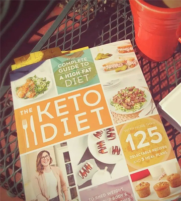 Leanne Vogel The Keto Diet: The Complete Guide to a High-Fat Diet, with More Than 125 Delectable Recipes and 5 Meal Plans - Bestadvisor