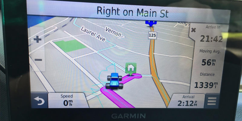 Garmin nüvi 2789LMT Portable Bluetooth Vehicle GPS with Lifetime Maps in the use - Bestadvisor