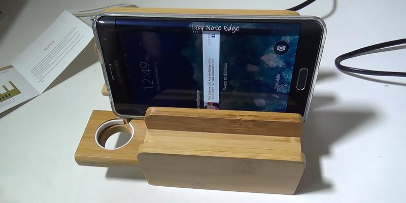 Upow CS007 Bamboo Charging Station in the use - Bestadvisor