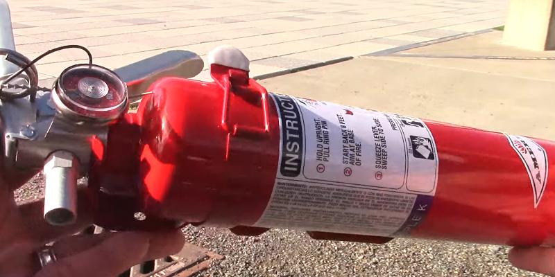 Amerex B500 Fire Extinguisher in the use - Bestadvisor