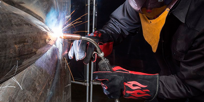 Review of Lincoln Electric K2979-ALL Welding Gloves with Kevlar Stitching