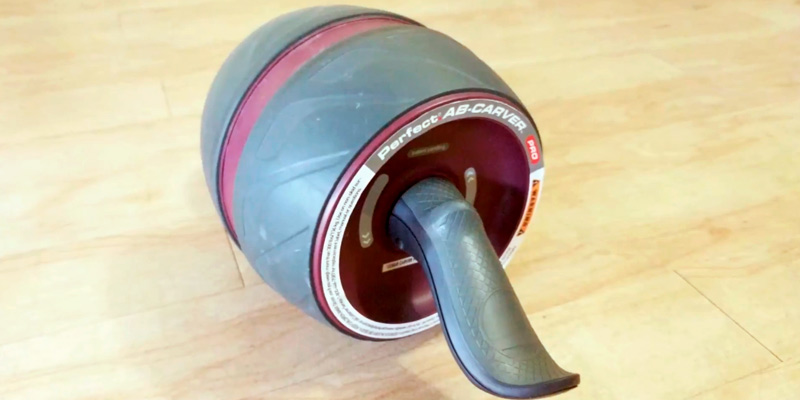 Perfect Fitness Perfect Ab Carver Pro Roller for Core Workouts in the use - Bestadvisor