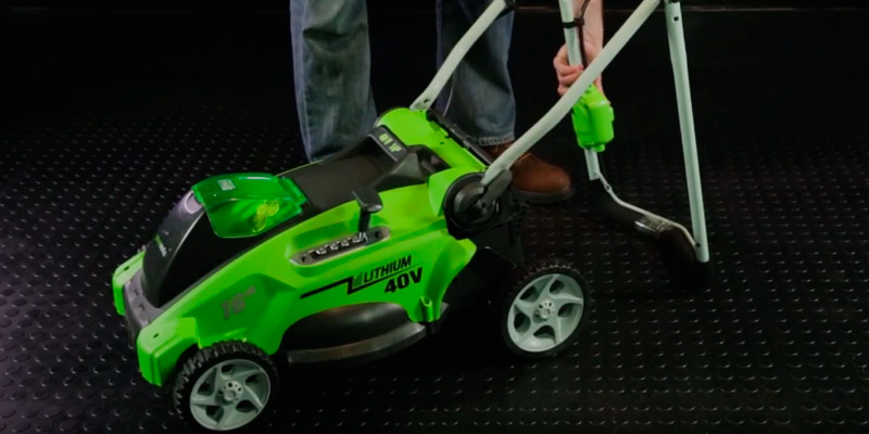 Review of GreenWorks 25322 16-Inch 40V Cordless Lawn Mower