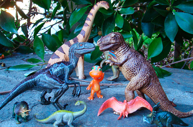Best Dinosaur Toys to Get Closer to Prehistoric Times  