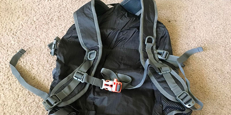 Venture Pal Lightweight Travel Hiking Backpack in the use - Bestadvisor