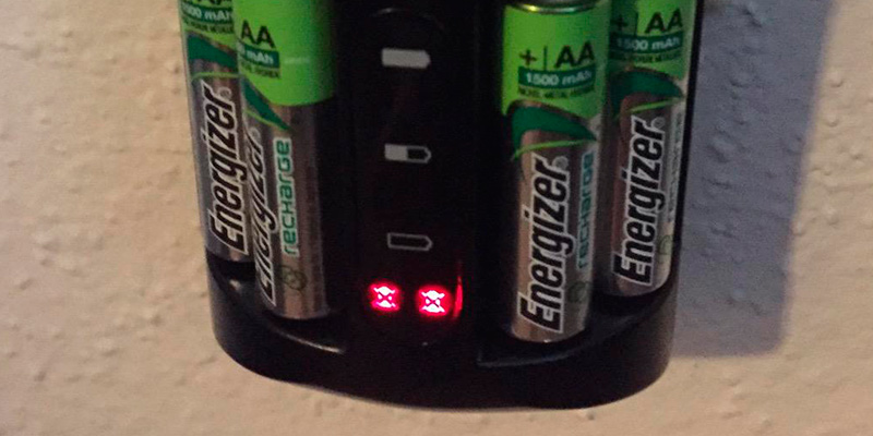 Detailed review of Energizer Pro Charger for AA and AAA - Bestadvisor