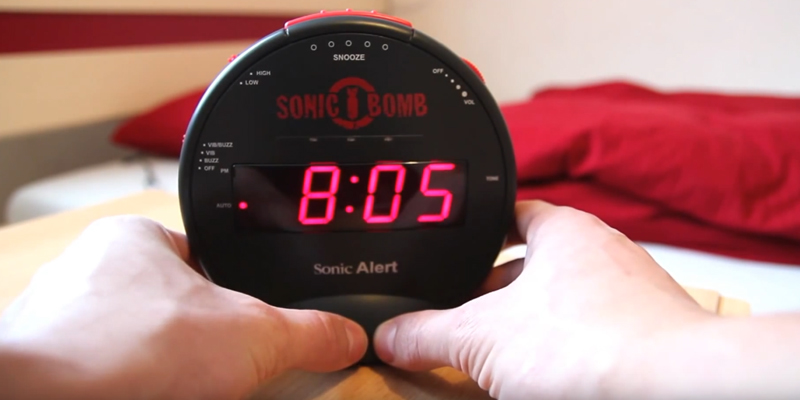 Sonic Alert SBB500SS Alarm Clock with Bed Shaker in the use - Bestadvisor