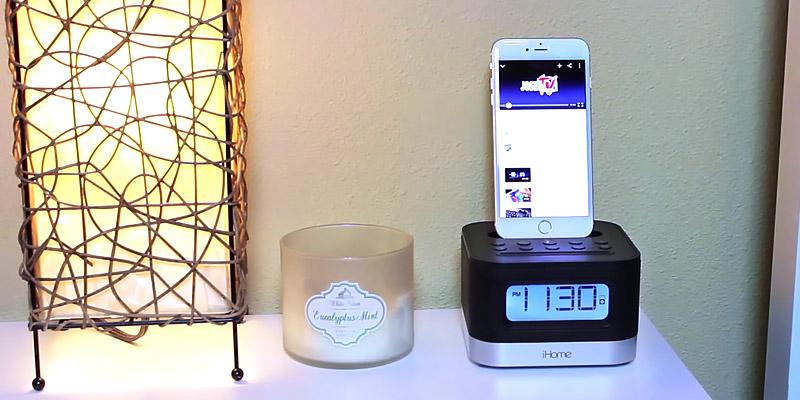 Review of iHome iPL8BN FM Clock Radio with Lightning Dock for iPhone