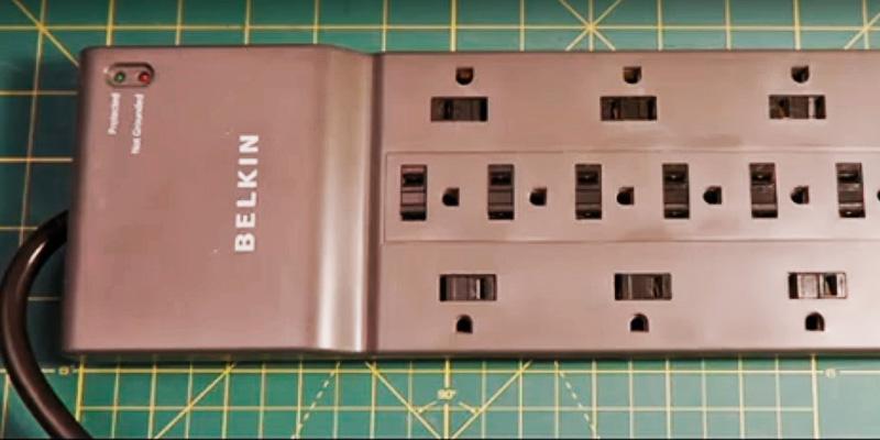 Belkin BE112230-08 Multi Outlet Surge Protector in the use - Bestadvisor