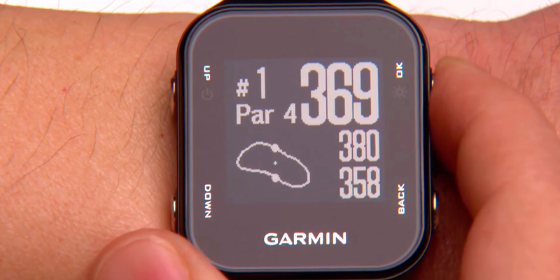 Garmin Approach S20 GPS Golf Watch with Step Tracking in the use - Bestadvisor