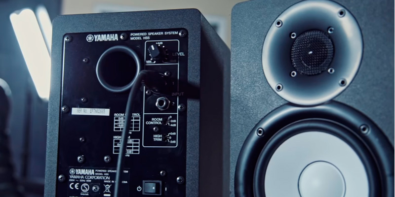 Review of Yamaha HS5 Powered Studio Monitor (Pair)
