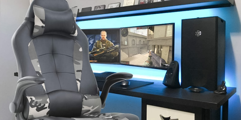 BestOffice PC Gaming Chair Swivel Rolling Computer Chair in the use - Bestadvisor