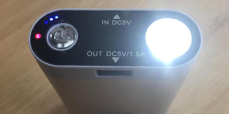 Review of The Outdoors Way Enjoying Life USB Back-up Battery Pack Flashlight