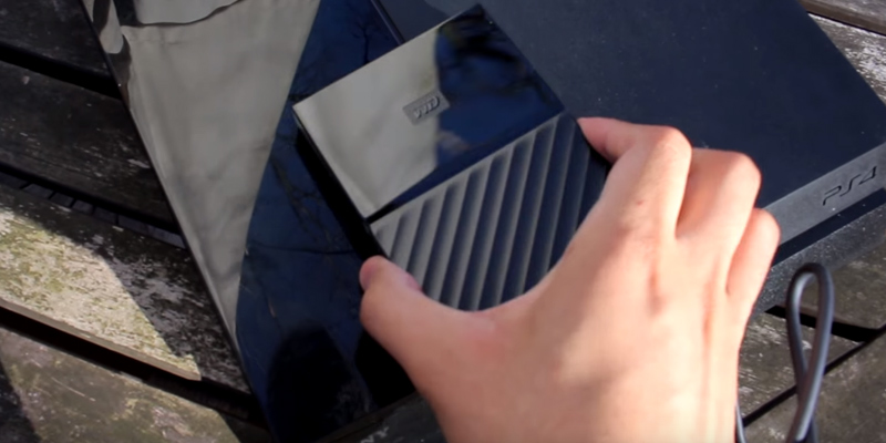 WD My Passport Game Storage for PS4 in the use - Bestadvisor