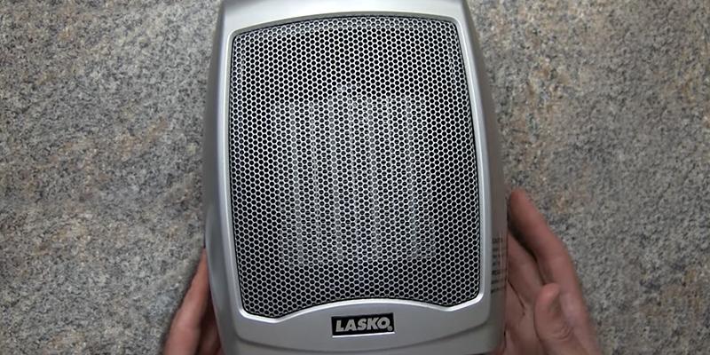 Lasko 754200 Ceramic Portable Personal Space Heater in the use - Bestadvisor