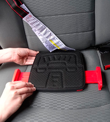 Review of mifold Grab-and-go Car Booster Seat for Travel