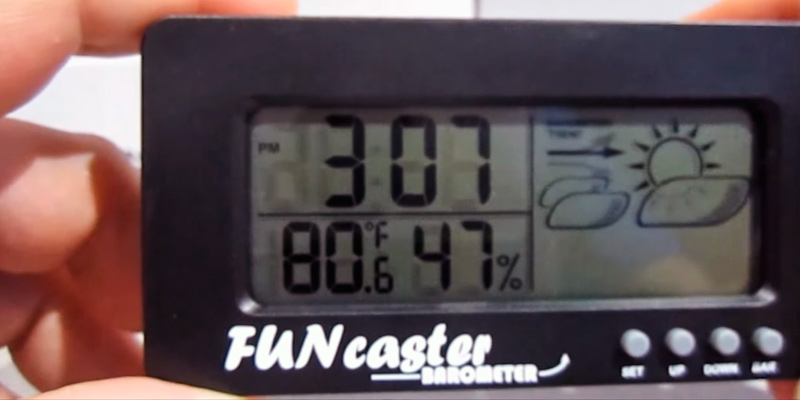 Review of TecScan FUNcaster Barometer with Time, Temperature, Humidity