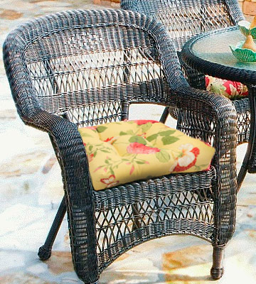 Pillow Perfect 495552 Outdoor/Indoor Risa Lemonade Wicker Seat Cushion - Bestadvisor