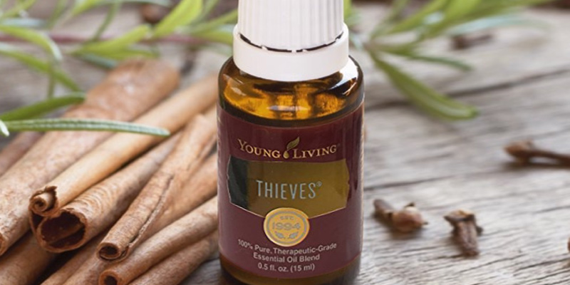 Young Living Essential Oil in the use - Bestadvisor