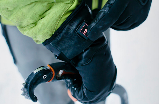 Best Heated Gloves for Cold Weather Activities  