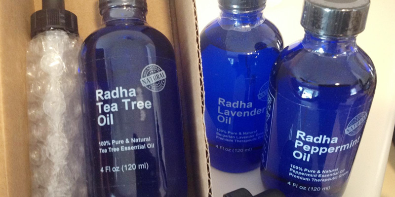 Radha Beauty Lavender Essential Oil application - Bestadvisor