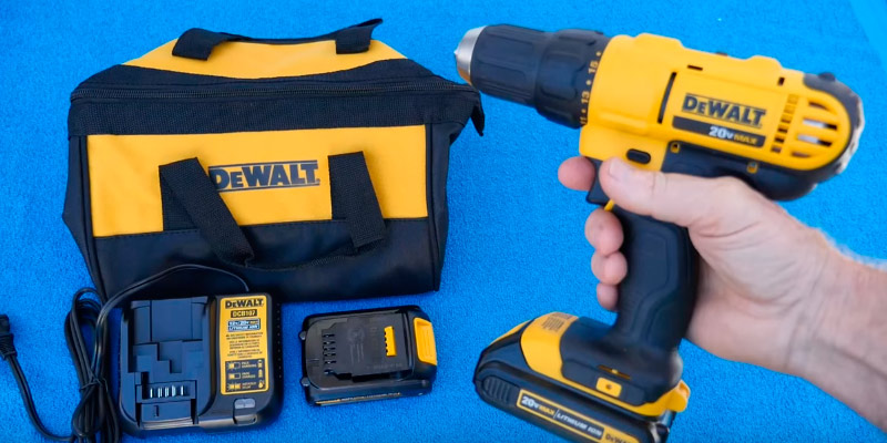 Review of DEWALT DCD771C2 20V MAX Cordless Lithium-Ion 1/2 inch Compact Drill Driver Kit