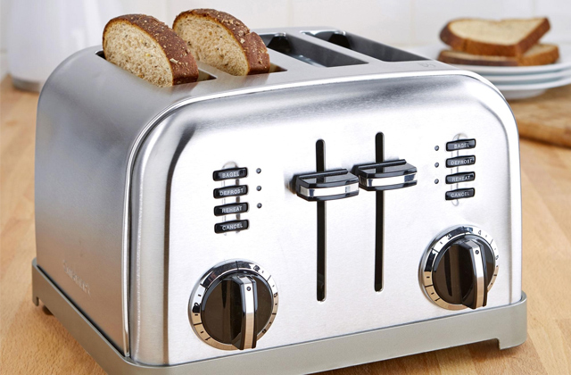Comparison of 4-Slice Toasters for Tasty Mornings