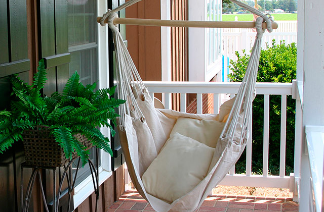Comparison of Hammock Chairs to Feel Weightless