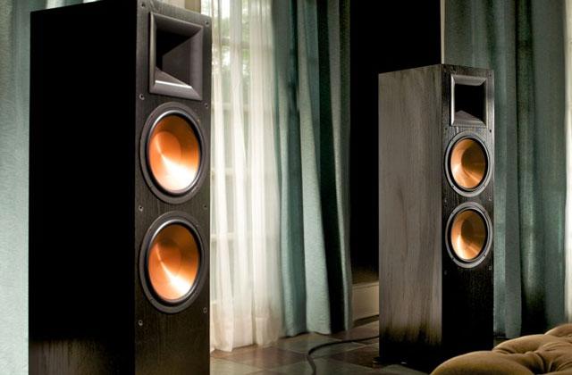 Best Floor Speakers to Spice up Your Home Audio System  