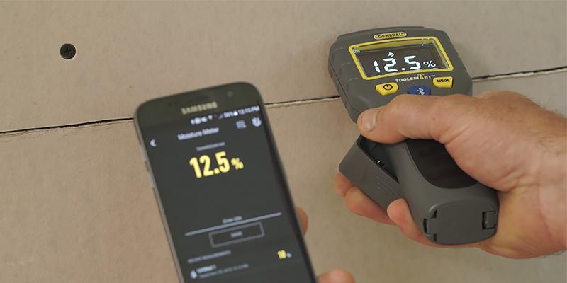 Review of General Tools TS06 ToolSmart BlueTooth Connected Digital Moisture Meter