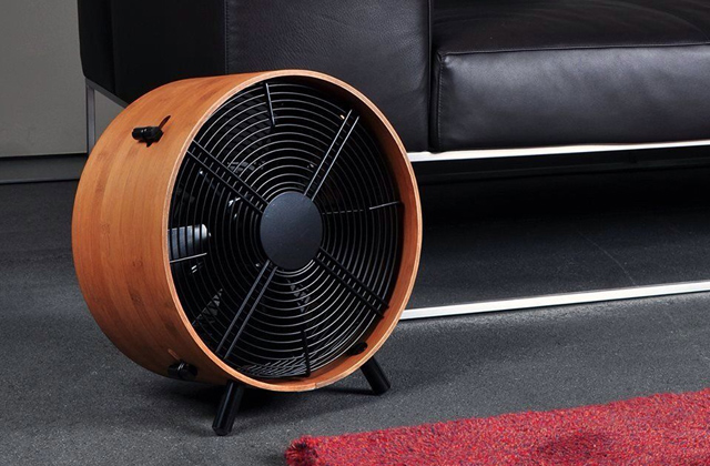 Comparison of Floor Fans for Home and Commercial Use