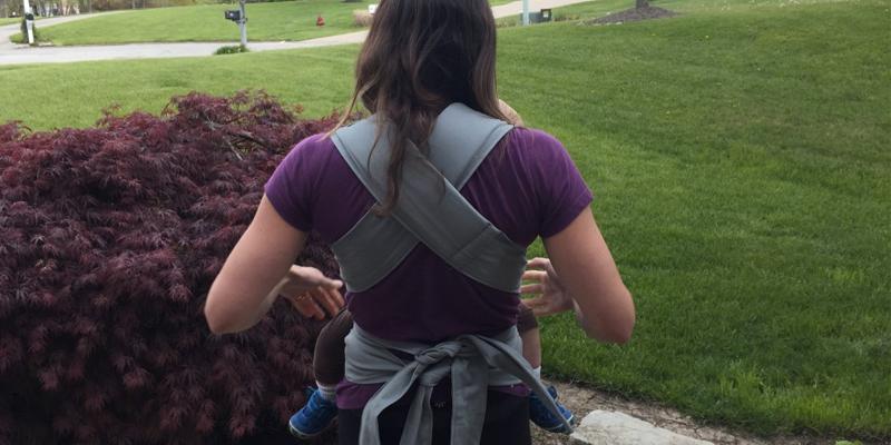 Detailed review of Infantino 200-194 Sash Wrap and Tie Baby Carrier - Bestadvisor