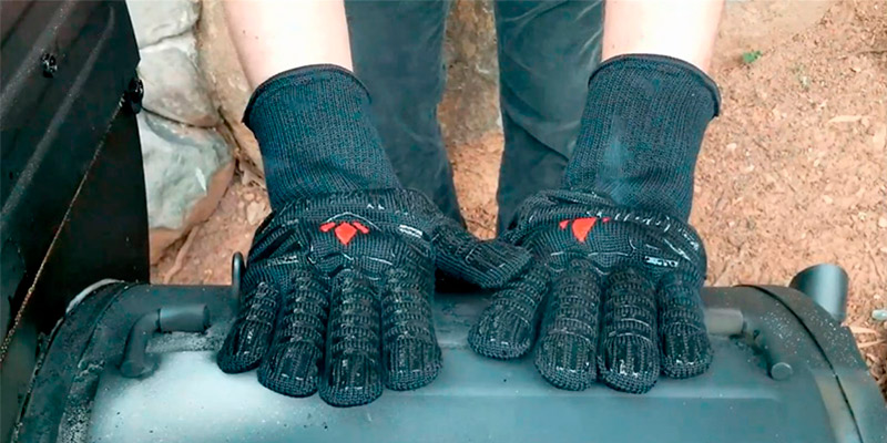 Review of GRILL HEAT AID Extreme Heat Resistant BBQ Gloves