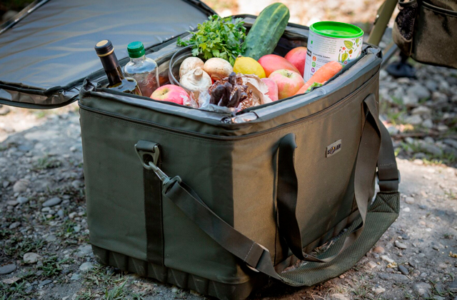 Comparison of Insulated Food Carriers