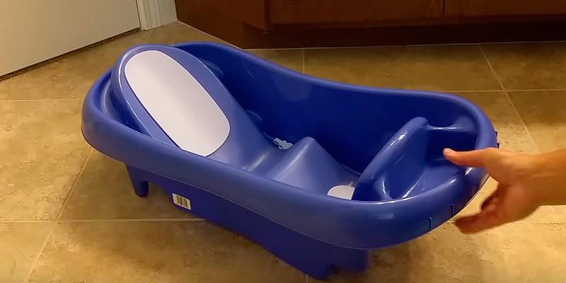 The First Years Y3155 Sure Comfort Deluxe Toddler Tub with Sling in the use