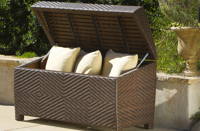 Best Deck Boxes to Keep Your Outdoor Space Clutter-free  