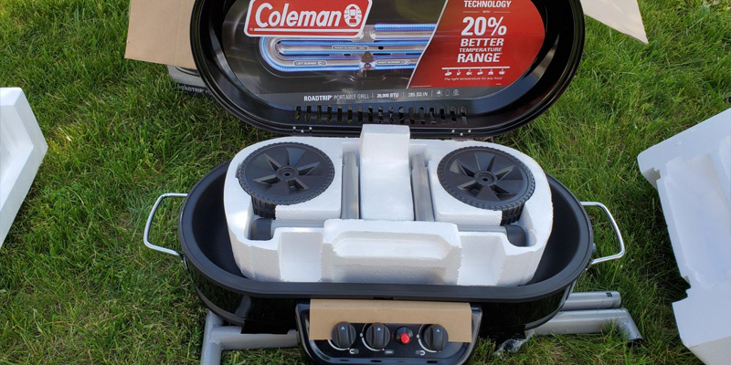 Coleman RoadTrip 285 Portable Stand-Up Propane Grill in the use - Bestadvisor