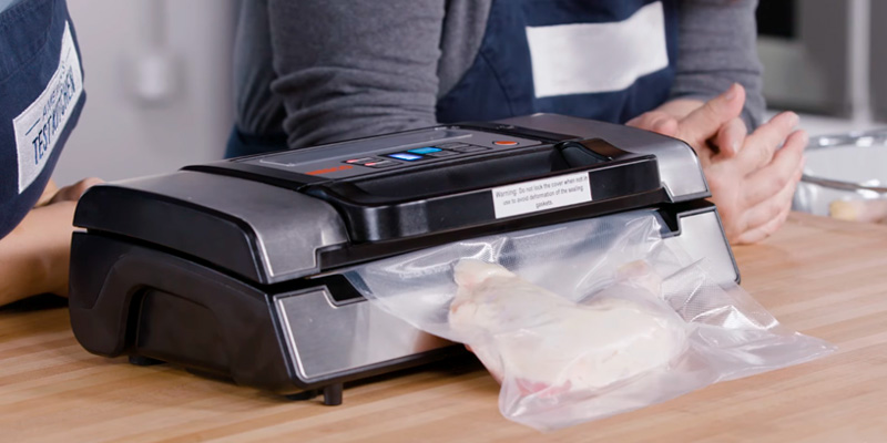 Review of Nesco VS-12 Deluxe Vacuum Sealer with Bag Starter Kit and Viewing Lid