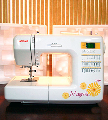 Review of Janome 7330 Magnolia Computerized Sewing Machine