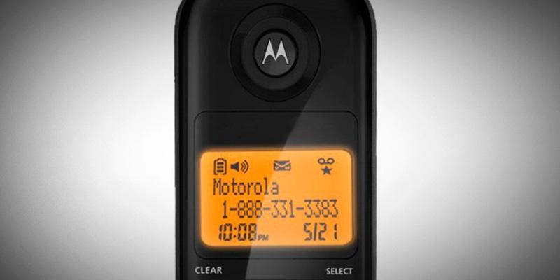 Motorola L601M DECT 6.0 Cordless Phone in the use - Bestadvisor
