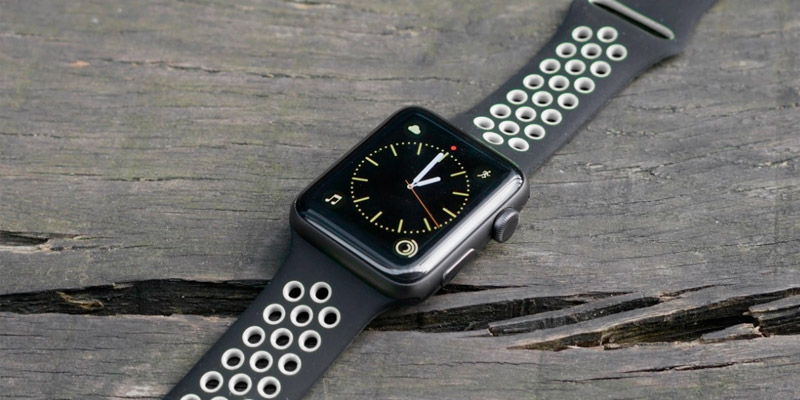 Detailed review of OULUOQI Soft Silicone Replacement Band for Apple Watch - Bestadvisor