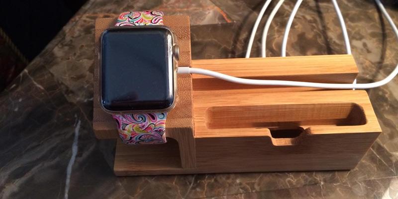 Review of Amir Bamboo Wood Desk Stand Charger