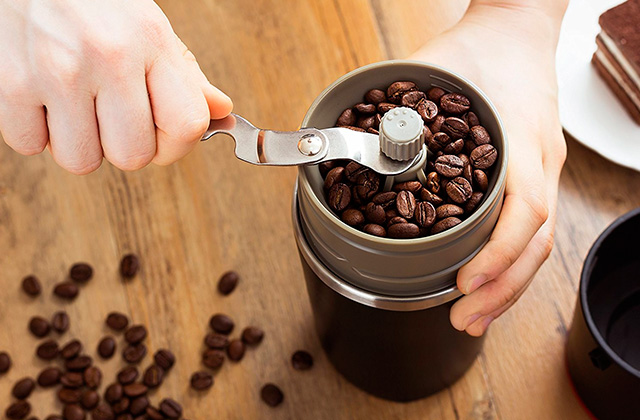 Best Manual Coffee Grinders  