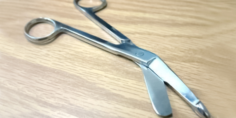 Review of Utopia Care Medical and Nursing Lister Bandage Scissors