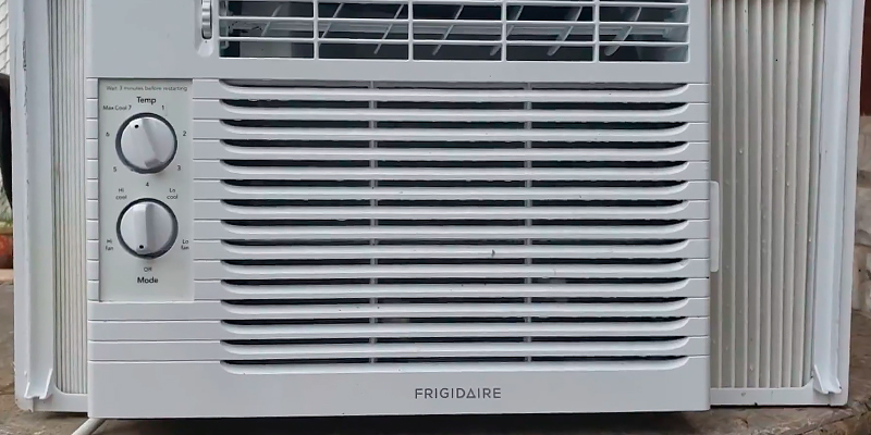 Frigidaire (FFRA051ZA1) Window Air Conditioner (5000 BTU) in the use - Bestadvisor