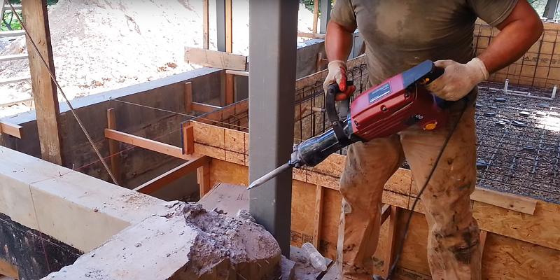 Review of XtremepowerUS Heavy Duty Electric Demolition Hammer