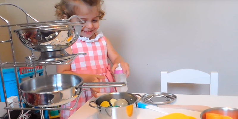 Melissa & Doug Stainless Steel Pots and Pans Playset for Kids in the use - Bestadvisor