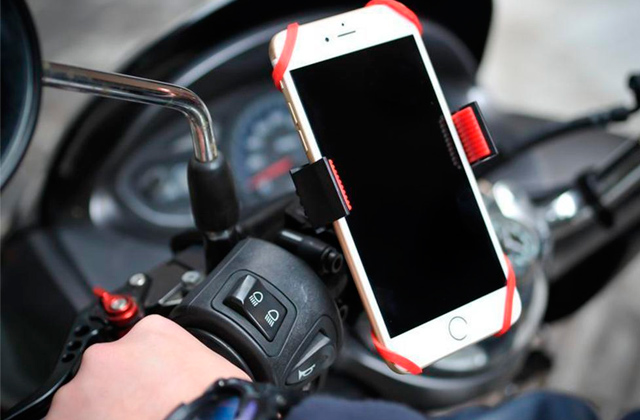 Comparison of Motorcycle Cellphone Mounts