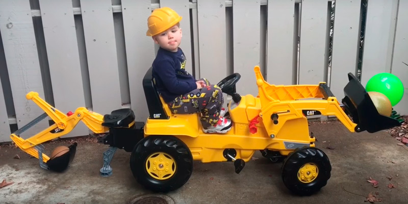 Rolly toys CAT Construction Pedal Tractor in the use - Bestadvisor